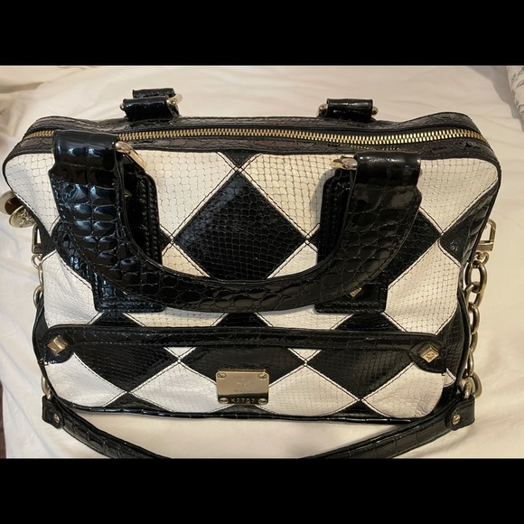 MCM Jacquard Black & White croc & snake skin bag. - Picture 15 of 15
